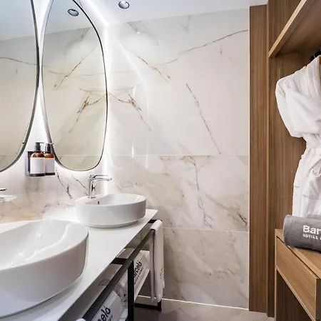 Hotel Barcelo Oldtown 5*
