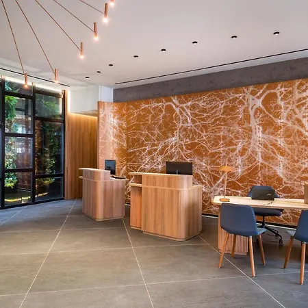 Ξενοδοχείο Barcelo Oldtown 5*