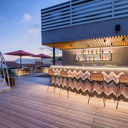 Ξενοδοχείο Barcelo Oldtown 5*