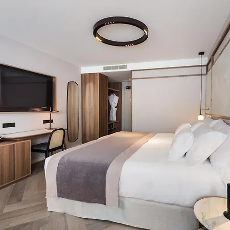 Ξενοδοχείο Barcelo Oldtown 5*